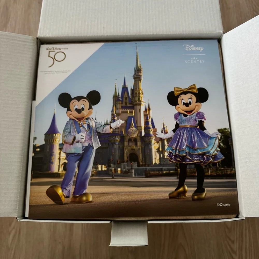Scentsy Disney Castle candle wax melt Warmer 50th anniversary NEW - Picture 9 of 10